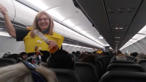 World's Funniest Flight Attendant Leaves Passengers In Hysterics